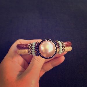 Beautiful Bracelet with Rose Gold Pearl